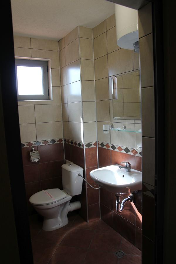 Aparthotel Elly Pomorie Esterno foto